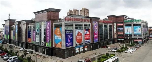 南通市政府相關(guān)部門(mén)在海門(mén)疊石橋市場(chǎng)區(qū)域進(jìn)行實(shí)地調(diào)研